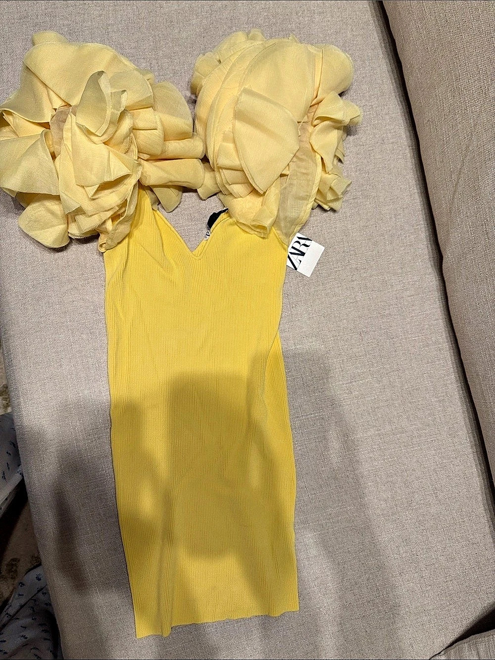ZARA short yellow stretchy dress with tulle shoulder accents